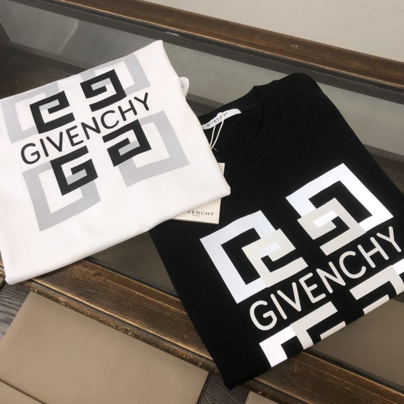 Givenchy T-Shirts